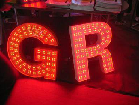 宾阳LED发光字常见的安装误区。